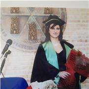 Cerco occupazione come insegnante. Sono già docente precaria dal 2014. Laureata in Biologia.